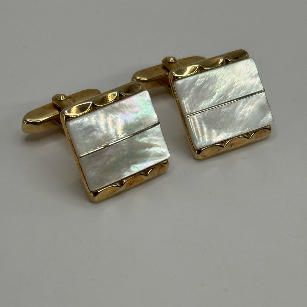 Vtg Gold-Tone Mother of Pearl Square Cufflinks